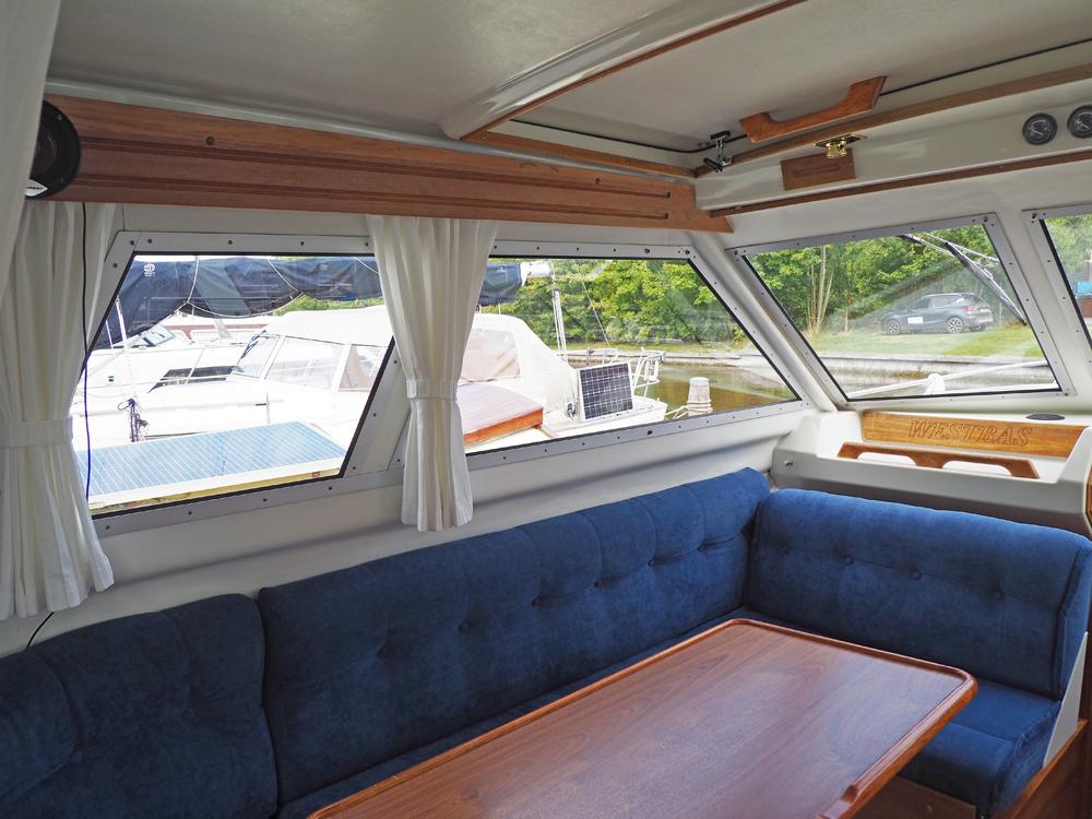 Stuurhuis, Accommodatie